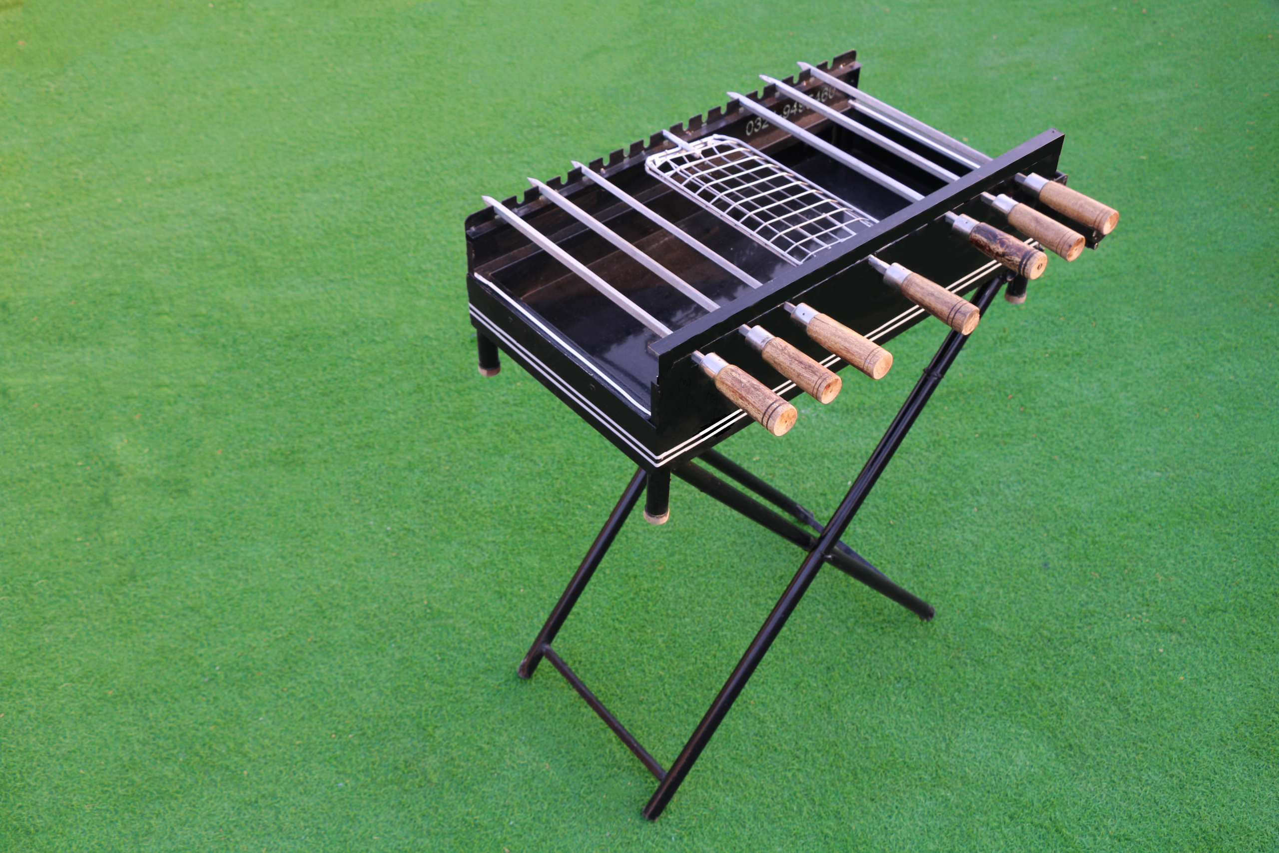 Self-Rotating BBQ Pit with Foldable Stand PR-002